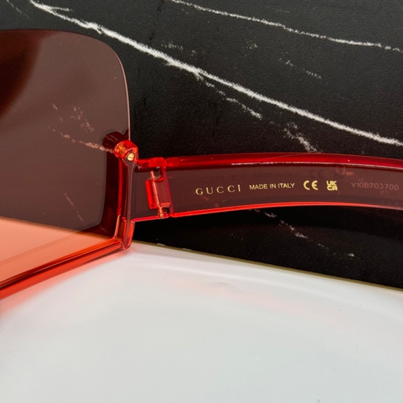 NEW GG1631S 001 GUCCI OVERSIZED RED WOMEN SUNGLASSES - Picture 9 of 10